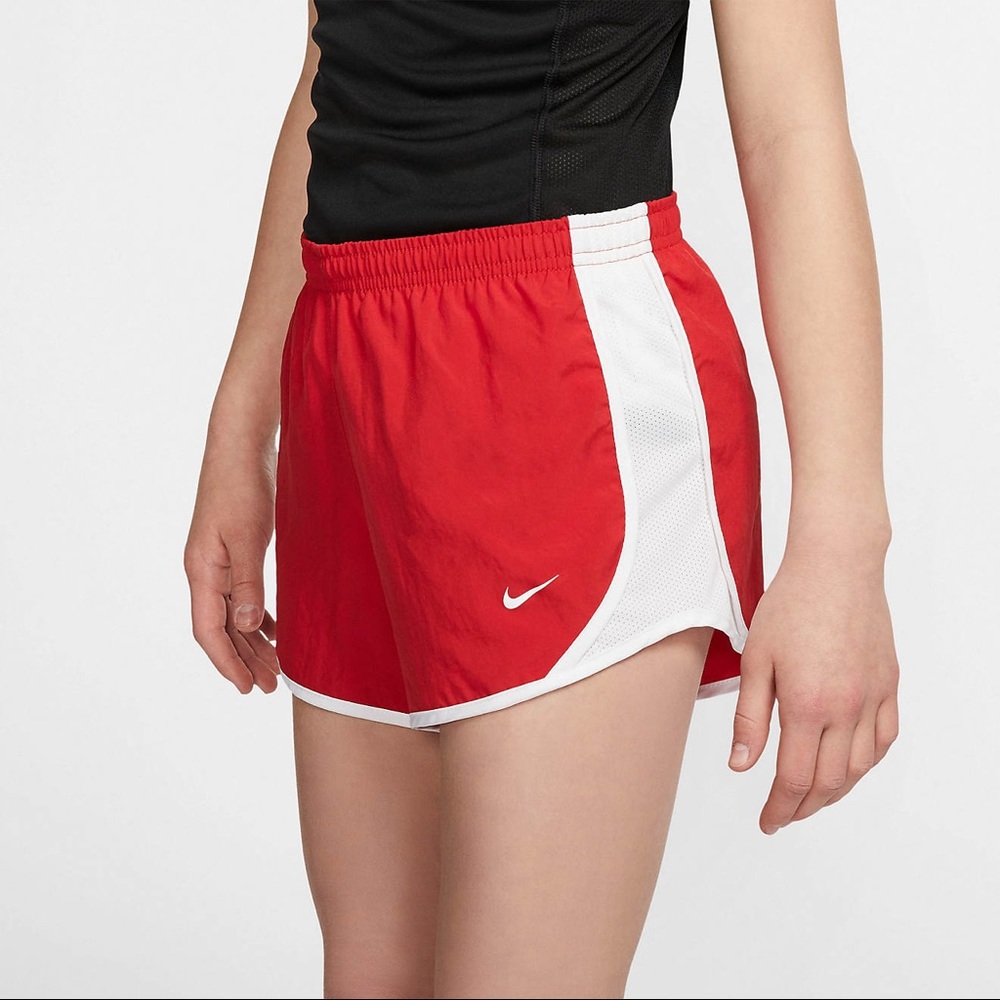 Nike Women’s’ Dry Tempo Shorts